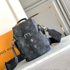 LV M82769